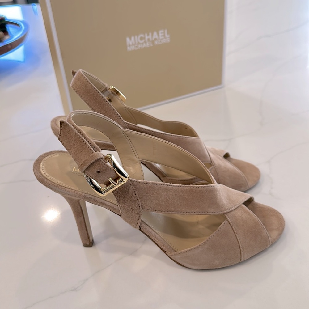 Lovely tan Michael Kors suede high heeled sandals.